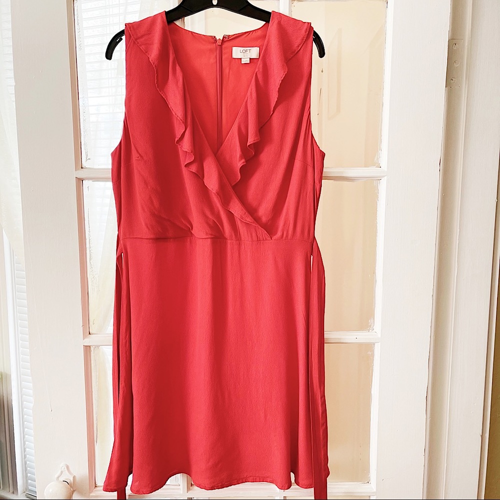 Loft Ruffle Wrap Dress Size 10P Coral Color - Picture 3 of 4